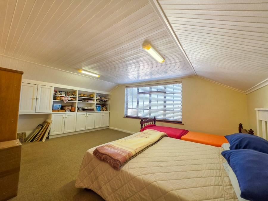 4 Bedroom Property for Sale in Stilbaai Wes Western Cape